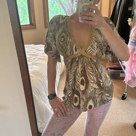 SKY TOP Y2K 100% silk blouse short sleeve feather print cream taupe tan sz S - Picture 10 of 10